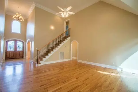 1108 Renas Ter, Chattanooga, TN 37421 photo 8
