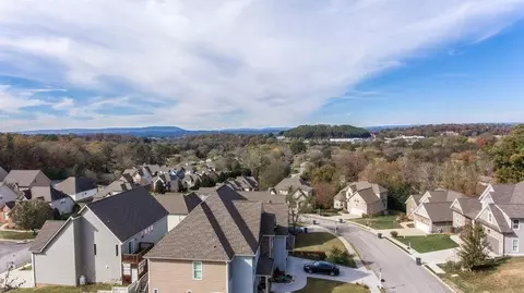 1108 Renas Ter, Chattanooga, TN 37421 photo 4
