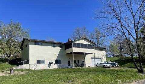 712 Waterloo St, Lawrenceburg, TN 38464
