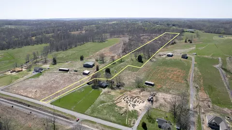 1774 Old Gallatin Rd, Portland, TN 37148