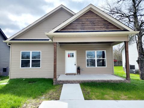 596 Main St, Burns, TN 37029 photo 1