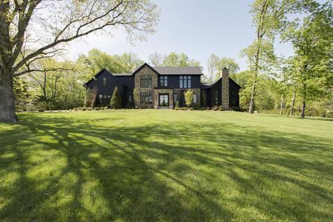 6212 Hickory Valley Rd, Nashville, TN 37205