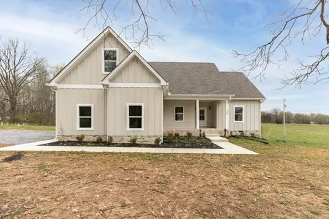 340 Woodruff Rd, Adams, TN 37010