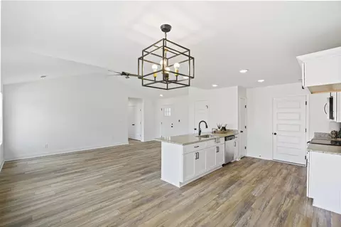 2068 Claudia Ln, Springfield, TN 37172 photo 9