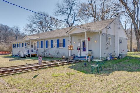 5021 Pond Creek Rd, Pegram, TN 37143