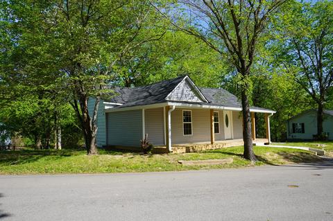 128 Cedar St, Dover, TN 37058 photo 1