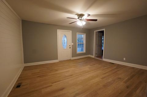 128 Cedar St, Dover, TN 37058 photo 4