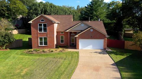 600 Winners Circle Pl, Thompsons Station, TN 37179