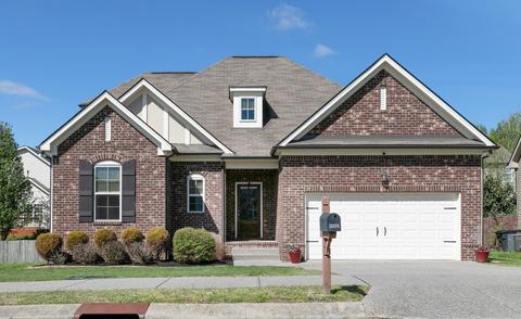 3004 Naomi Ct, Spring Hill, TN 37174