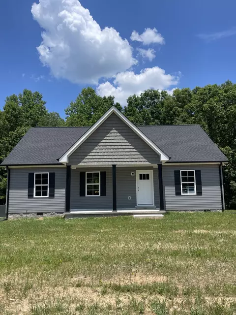 542 Purtle Rd, Lafayette, TN 37083