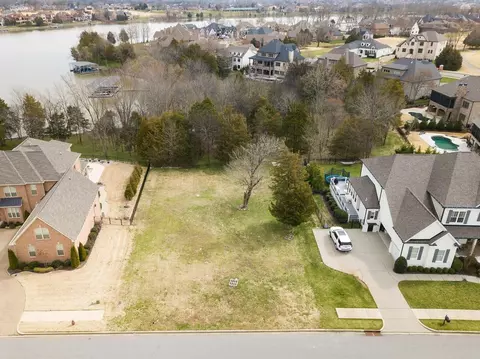 1064 Albatross Way, Gallatin, TN 37066