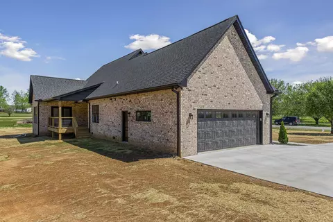 94 Hancock Dr, Morrison, TN 37357 photo 5