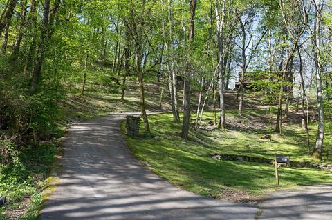201 Foxwood Ln, Franklin, TN 37069