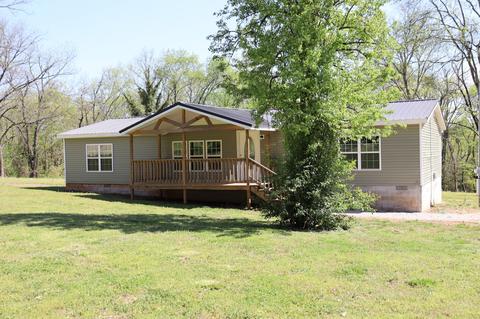 200 Mcclary St, Decherd, TN 37324