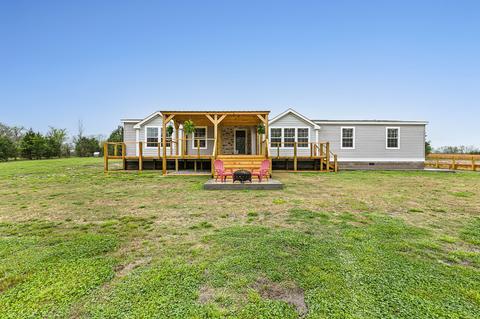 32 Jim Jackson Rd, Humboldt, TN 38343