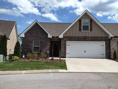 102 Brook Ct, White House, TN 37188