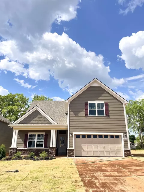2427 Fig Dr, Murfreesboro, TN 37127