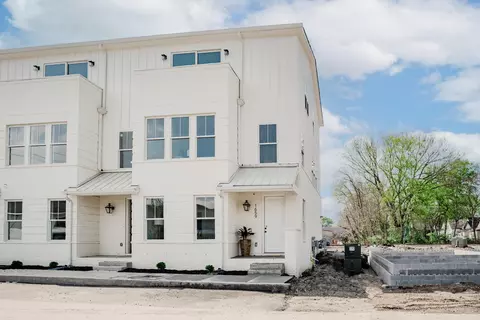 1711 Adams St, Chattanooga, TN 37408