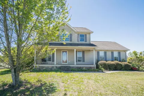 497 Daisy Ln, Chatsworth, GA 30705