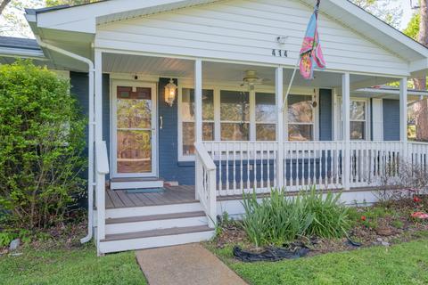 414 Fieldcrest Dr, Nashville, TN 37211