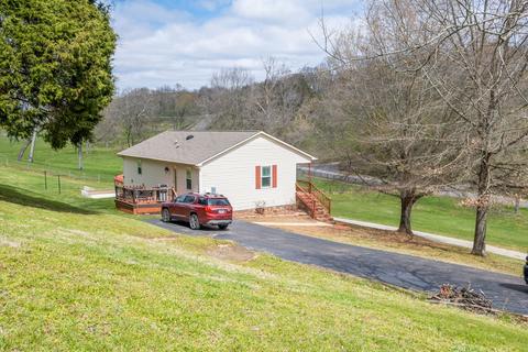 1303 John Sharp Rd, Spring Hill, TN 37174 photo 4