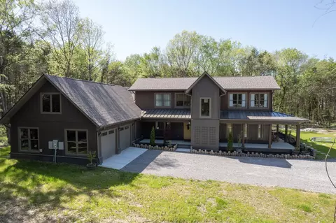 11910 Karo Rd, Bell Buckle, TN 37020
