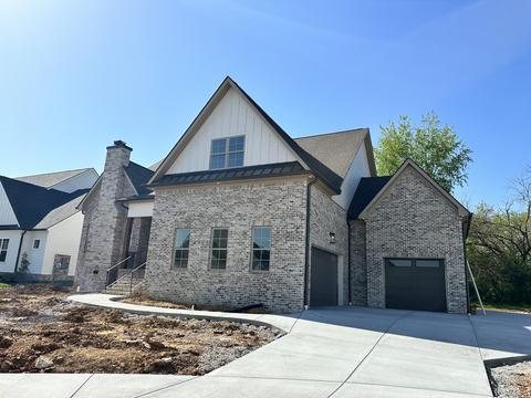 5725 Eaglemont Dr, Murfreesboro, TN 37129 photo 2