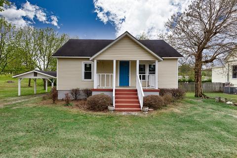 573 Market St, Prospect, TN 38477