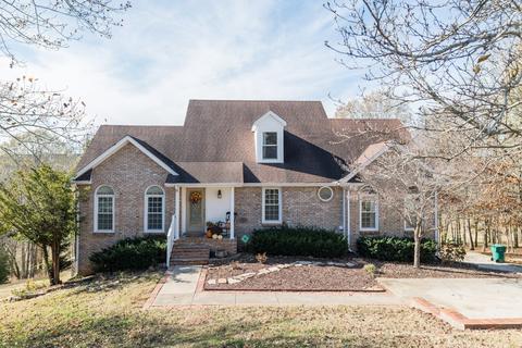 885 Passenger Creek Ln, Adams, TN 37010