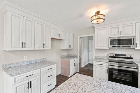 792 Spring Cir, Springfield, TN 37172 photo 13