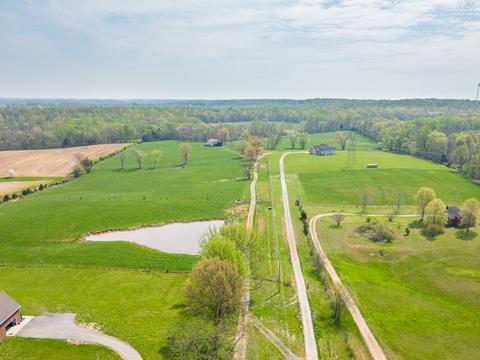1046 Santee Ct, Springfield, TN 37172 photo 7