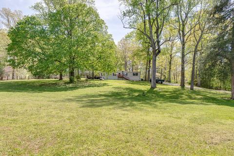 2515 Distillery Rd, Greenbrier, TN 37073