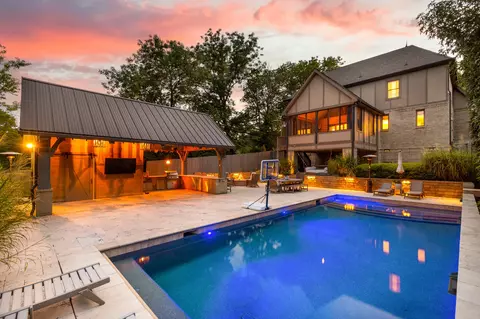 4510 Belmont Park Ter, Nashville, TN 37215