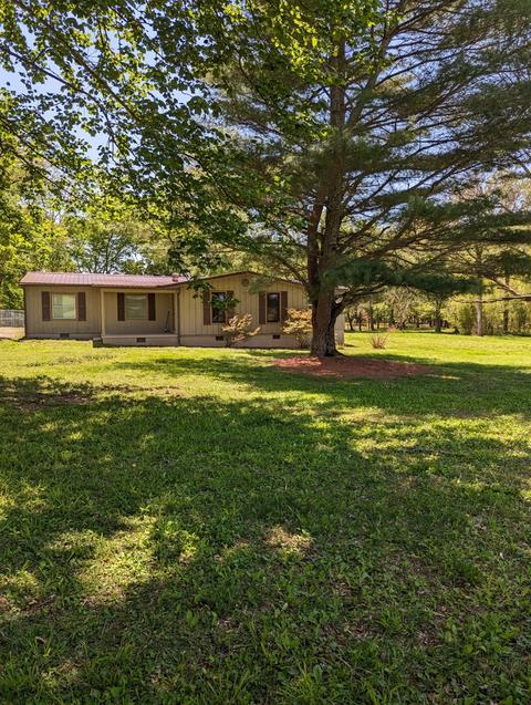 2090 Stephenson Rd, Hillsboro, TN 37342