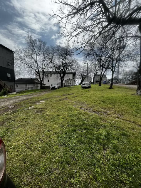 34 Lucile St, Nashville, TN 37207