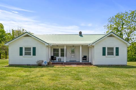 3260 Highway 49 E, Charlotte, TN 37036
