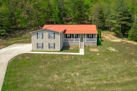 1197 Biter Rd, Cunningham, TN 37052 photo 1