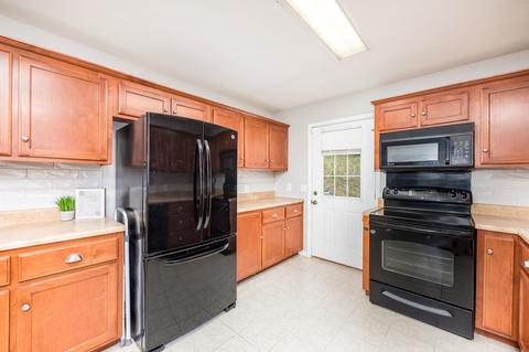 1197 Biter Rd, Cunningham, TN 37052 photo 9