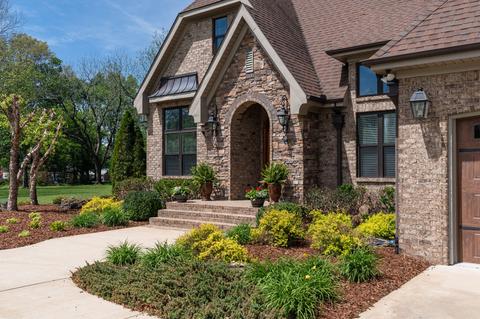 115 N Main St, Loretto, TN 38469 photo 3