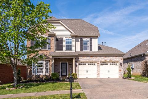 241 Meandering Dr, Lebanon, TN 37090