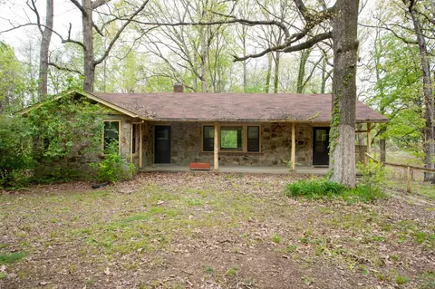 213 Winston Ave, Monteagle, TN 37356
