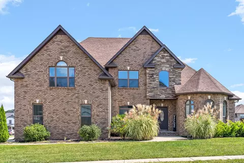 300 Piedmont Pl, Clarksville, TN 37043