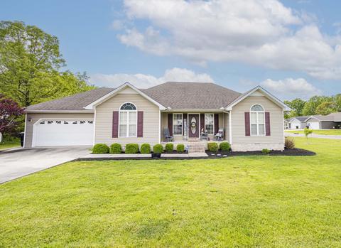 120 Lindsey Cir, Tullahoma, TN 37388
