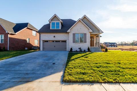 148 Cottage Ln, Clarksville, TN 37043