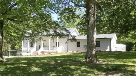 1330 Ridge Rd, Dickson, TN 37055