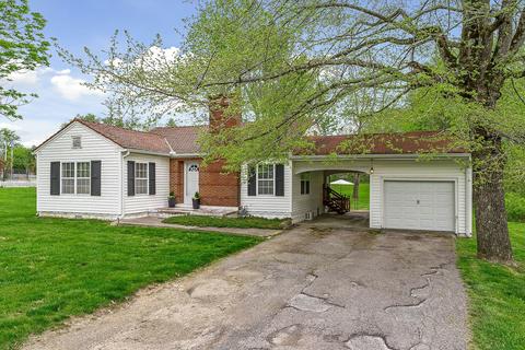 324 1st Ave S, Baxter, TN 38544