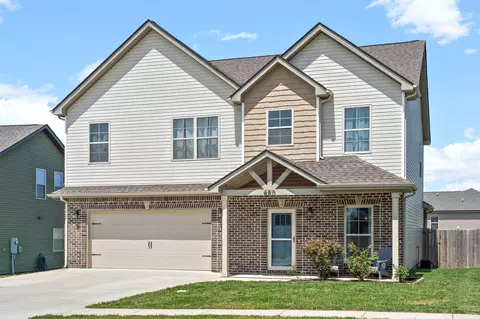 680 Elm St, Clarksville, TN 37040