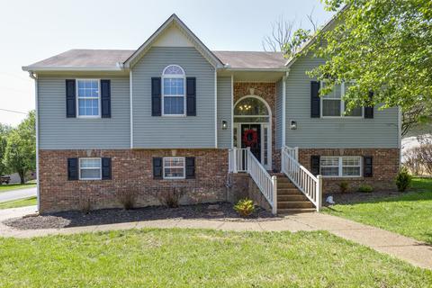 1805 Devon Dr, Spring Hill, TN 37174 photo 1