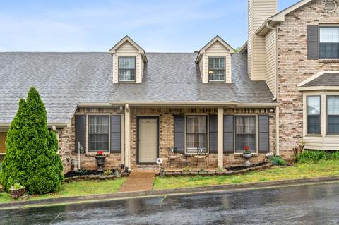 1818 Memorial Dr #30, Clarksville, TN 37043