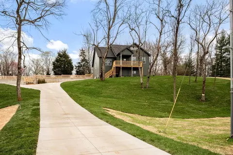 157 Lena Loop, Burns, TN 37029